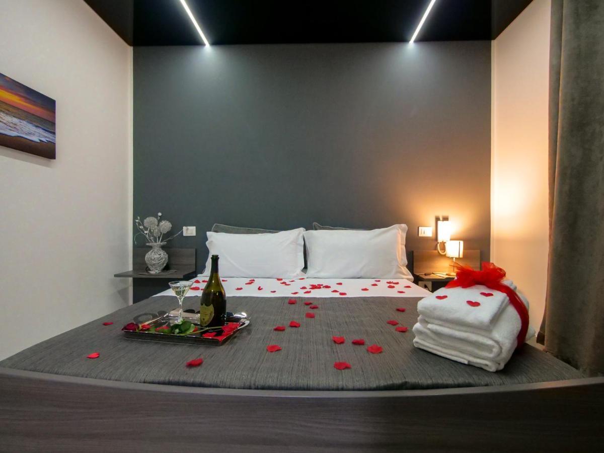 Arizona Motel Castel Volturno Ngoại thất bức ảnh