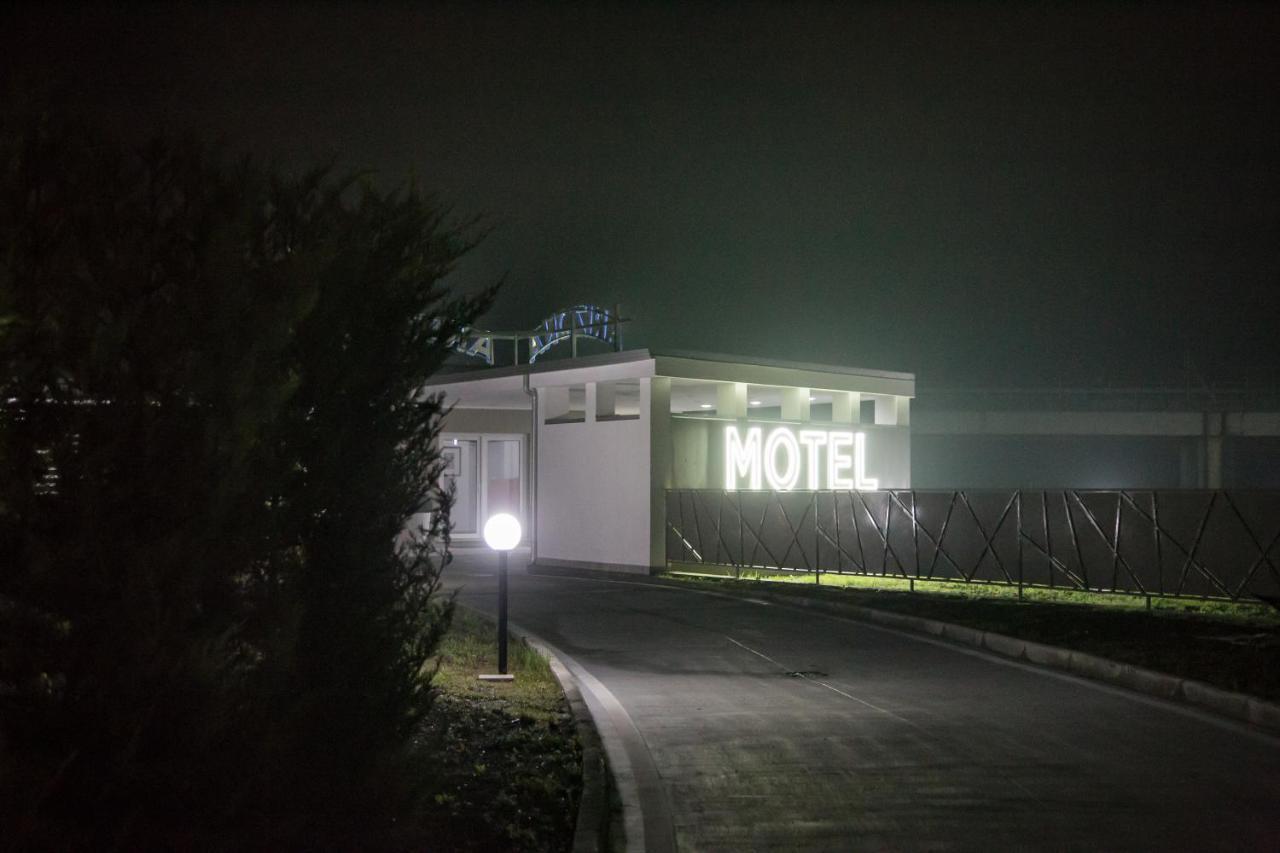 Arizona Motel Castel Volturno Ngoại thất bức ảnh